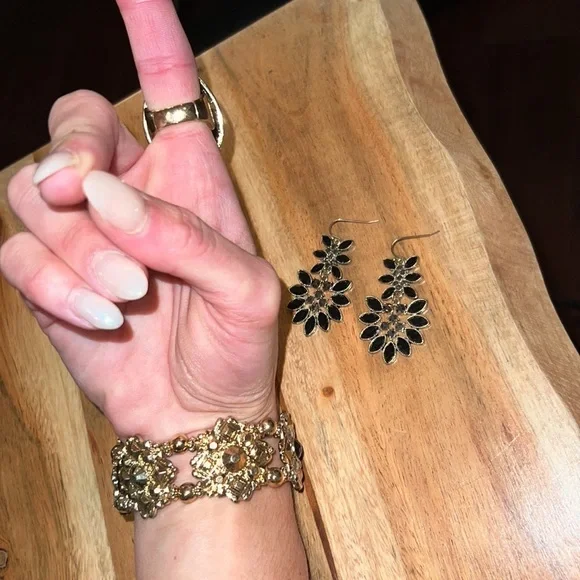 Costume jewelry set black gold & crystal rhinestone one size fits all adjustable - Picture 9 of 16